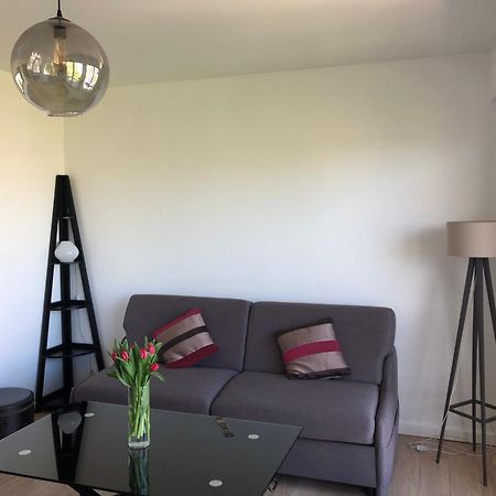 Studio Tout Confort Apercu Mer Динард Екстериор снимка